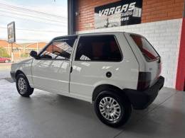 FIAT - UNO - 2012/2013 - Branca - R$ 26.000,00