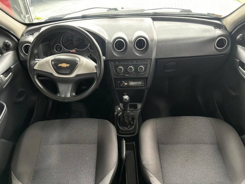 CHEVROLET - CELTA - 2013/2014 - Branca - R$ 33.000,00