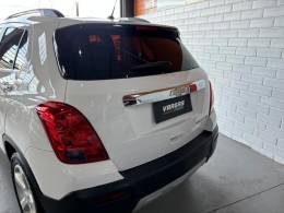 CHEVROLET - TRACKER - 2015/2015 - Branca - R$ 70.000,00